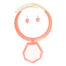 Load image into Gallery viewer, Necklace Retro Pink Geo Pendant Collar for Women
