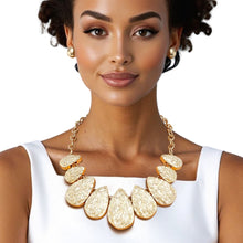 Load image into Gallery viewer, Chain Gold Heavy Crinkle Metal Teardrop Necklace
