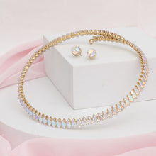 Load image into Gallery viewer, Choker Gold Memory Wire Aurbo Marquise Necklace
