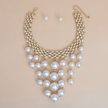 Load image into Gallery viewer, Choker Modernist Gold Woven Chain Pearl Drop Set
