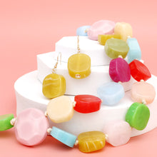 Load image into Gallery viewer, Bead Multicolor Marbled Geometric Chunky Necklace
