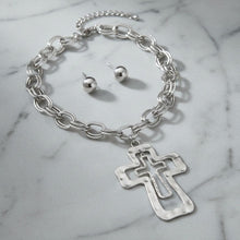 Load image into Gallery viewer, Chain Silver Double Oval Link Double Cross Necklace
