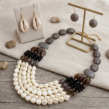 Load image into Gallery viewer, Marbled Black &amp; Creamy Shine Beaded Layer Necklace
