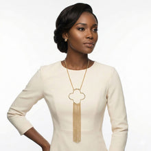 Load image into Gallery viewer, Pendant Gold Trending Quatrefoil Fringe Necklace
