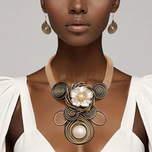 Load image into Gallery viewer, Bib Elaborate Black Gold Wire Regal Flower Necklace
