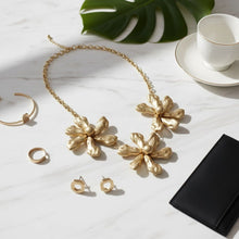 Load image into Gallery viewer, Bib Matte Gold Chunky Floral Organic Necklace
