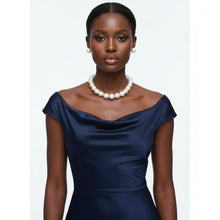 Load image into Gallery viewer, High Gloss Pearlescent Cream 24mm Bead Necklace
