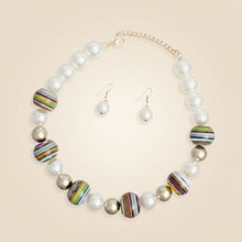 Load image into Gallery viewer, Multicolor Striped Bead Cream 20mm Pearl Necklace
