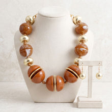 Load image into Gallery viewer, Swirled Caramel Brown Marble Chunky Bead Necklace
