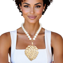 Load image into Gallery viewer, Cream Pearl Gold Palm Leaf Pendant Necklace
