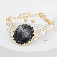 Load image into Gallery viewer, Collar Black Resin Dome Gold Chain Necklace Women
