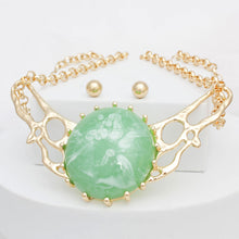 Load image into Gallery viewer, Collar Green Resin Dome Gold Chain Necklace Women
