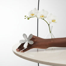 Load image into Gallery viewer, Cocktail Ring Large Silver Ribbed Petal Flower Ring
