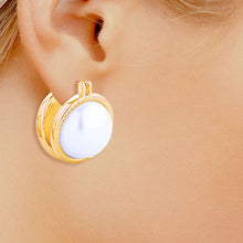 Load image into Gallery viewer, Stud 14K Gold Small Double Pearl Earring for Women
