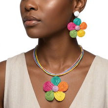 Load image into Gallery viewer, Multicolor Daisy Flower Raffia Pendant Necklace Set
