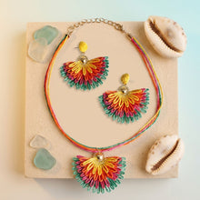 Load image into Gallery viewer, Multicolor Fanned Raffia Pendant Necklace Set
