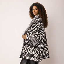 Load image into Gallery viewer, Cardigan Tile Print Knit Black and White for Women
