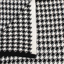 Load image into Gallery viewer, Poncho Houndstooth Knit Black and White for Women
