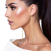 Load image into Gallery viewer, Shoulder Duster Gold Herringbone Chain Earrings
