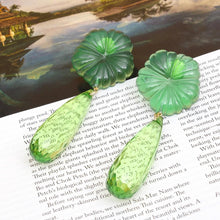 Load image into Gallery viewer, Dangle Green Tropical Flower Teardrop Earrings
