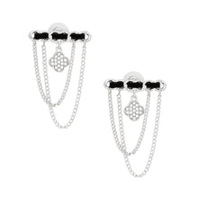 Load image into Gallery viewer, Studs Silver Woven Drape Chain Clover Earrings
