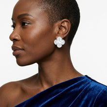 Load image into Gallery viewer, Stud Large White and Silver Quatrefoil Earrings
