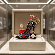 Load image into Gallery viewer, Black Multicolor High Heel Queen Gold Brooch Pin
