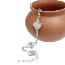 Load image into Gallery viewer, Bracelet Silver Quatrefoil Guilloche 5 Motif Chain
