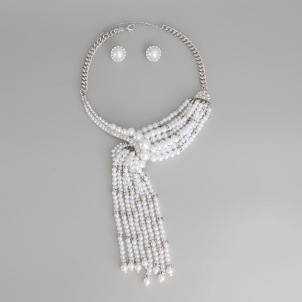 Asymmetric White Pearl Silver Necklace