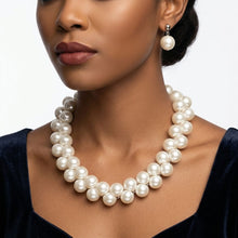 Load image into Gallery viewer, Flat Bottom Woven White Pearl Cluster Necklace
