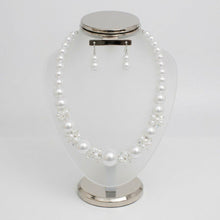 Load image into Gallery viewer, White Pearl Bead Cluster Single Strand Necklace
