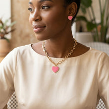 Load image into Gallery viewer, Pink Heart Pendant Gold Oval Chain Necklace
