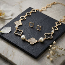 Load image into Gallery viewer, Gold Pave Quatrefoil Clover Cotton Pearl Necklace
