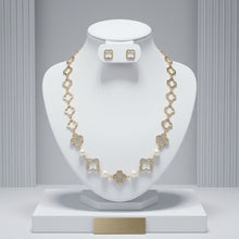 Load image into Gallery viewer, Gold Pave Quatrefoil Clover Cotton Pearl Necklace
