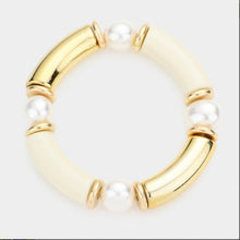 Load image into Gallery viewer, Oval Pearl Accented Resin Stretch Bracelet - Cream - B1003
