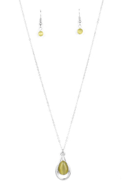 Just Drop It! - Green Necklace N0190
