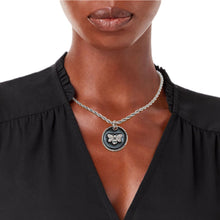 Load image into Gallery viewer, Black Bee Pendant Silver Twisted Chain
