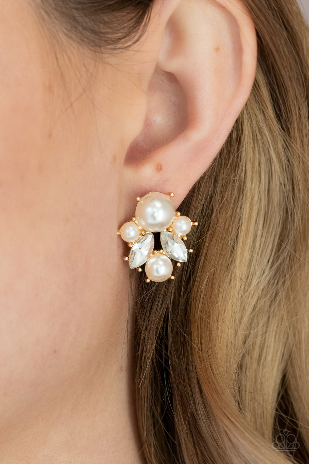 Royal Reverie - Gold Pearl Earrings