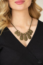 Load image into Gallery viewer, Gallery Goddess - Brass Necklace - N0492
