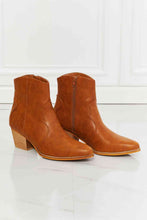 Load image into Gallery viewer, MMShoes Watertower Town Faux Leather Western Ankle Boots in Ochre
