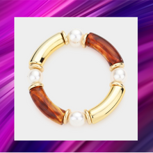 Load image into Gallery viewer, Oval Pearl Accented Resin Stretch Bracelet - Brown Pearl Resin Stretch Bracelet - B1002
