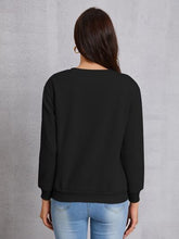 Load image into Gallery viewer, IF I CAN&#39;T WEAR MY I AIN&#39;T GOING Round Neck Sweatshirt
