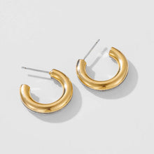 Load image into Gallery viewer, 925 Sterling Silver C-Hoop Earrings
