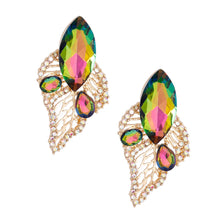 Load image into Gallery viewer, Elegant Pink Green Leaf Gold Stud
