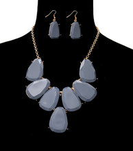 Load image into Gallery viewer, Gray Beads Statement Necklace Set
